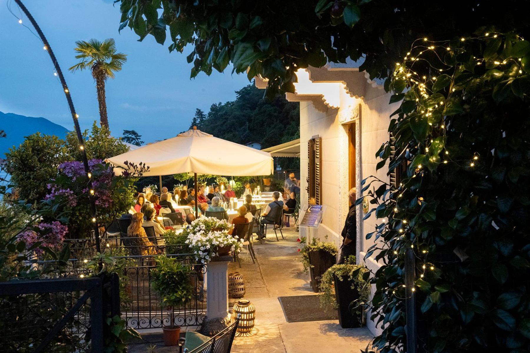 Hotel La Rondinella Cannero Riviera Buitenkant foto
