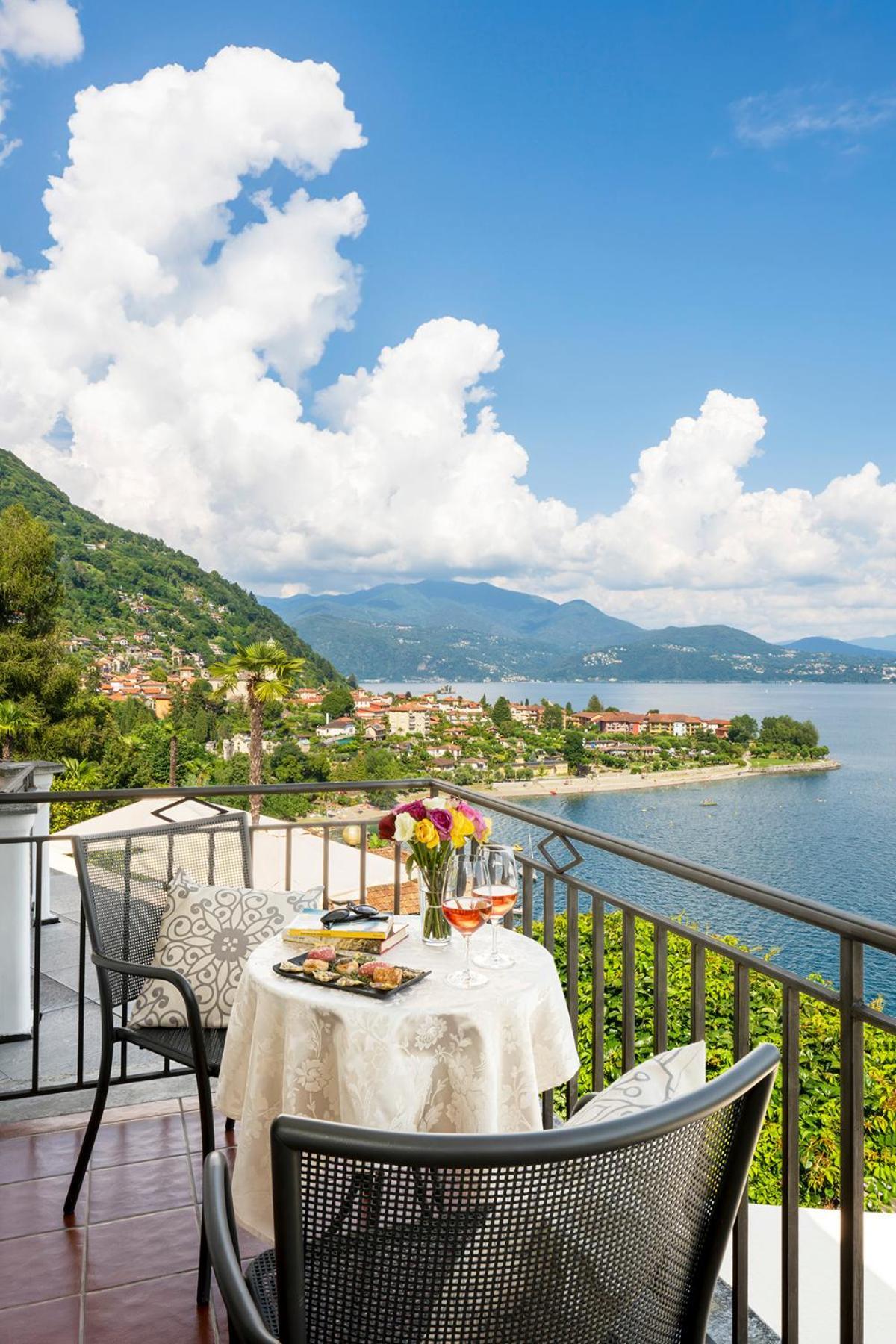 Hotel La Rondinella Cannero Riviera Buitenkant foto
