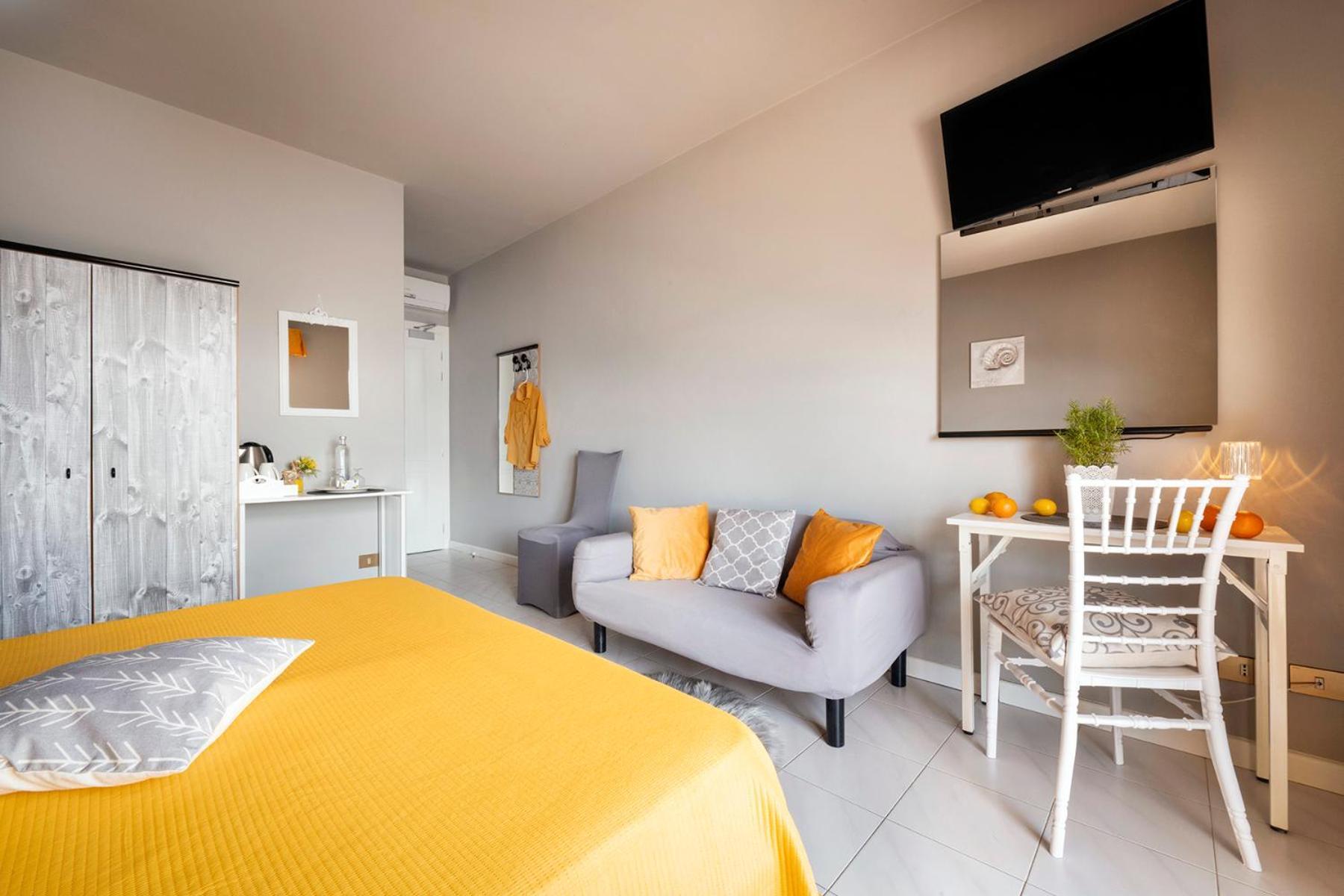 Hotel La Rondinella Cannero Riviera Buitenkant foto